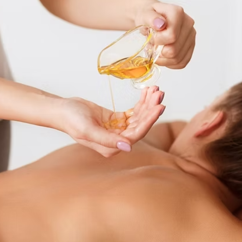Hot Oil Massage at Arvi Wellness Spa